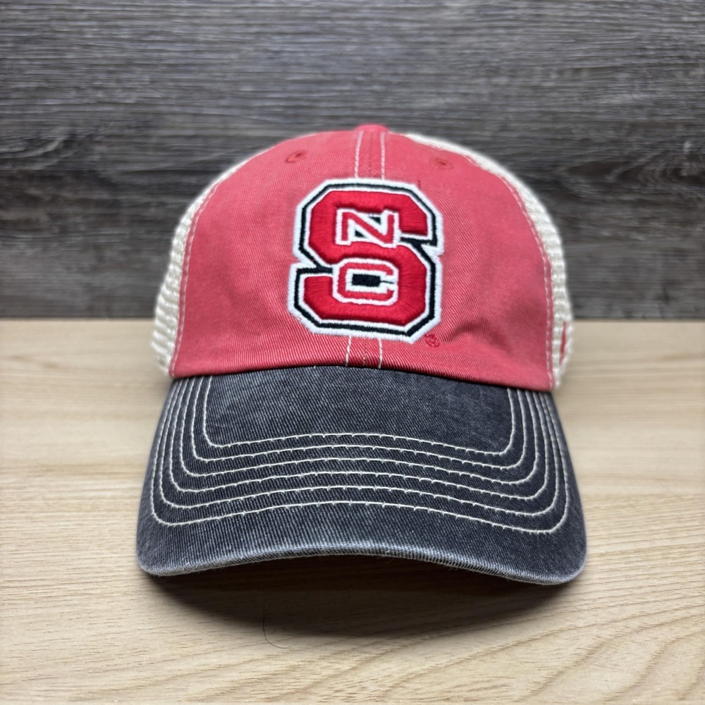 NC State Wolfpack Hat Cap Snap Back Mens Red Black NCAA Football Trucker Mesh
